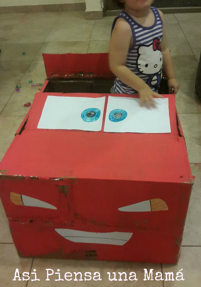 coche-carton-juguete-cars