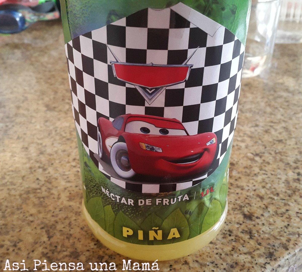 zumo-botella-cars-cumple