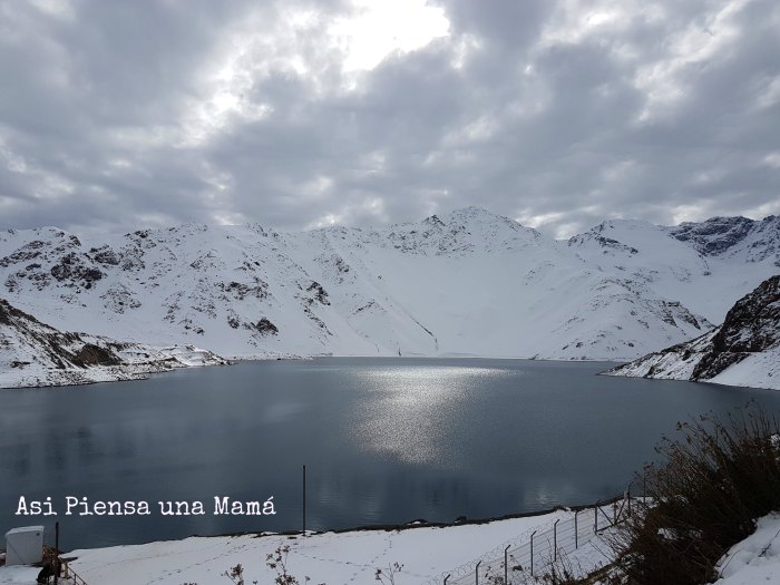 embalse-del-yeso-chile-nubes