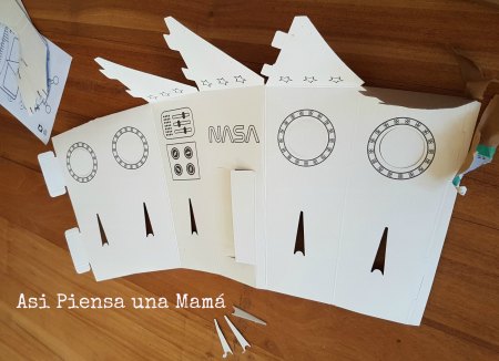 cohete-carton-juguetes-magiaycarton