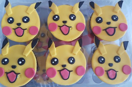 pikachu-cupcakes