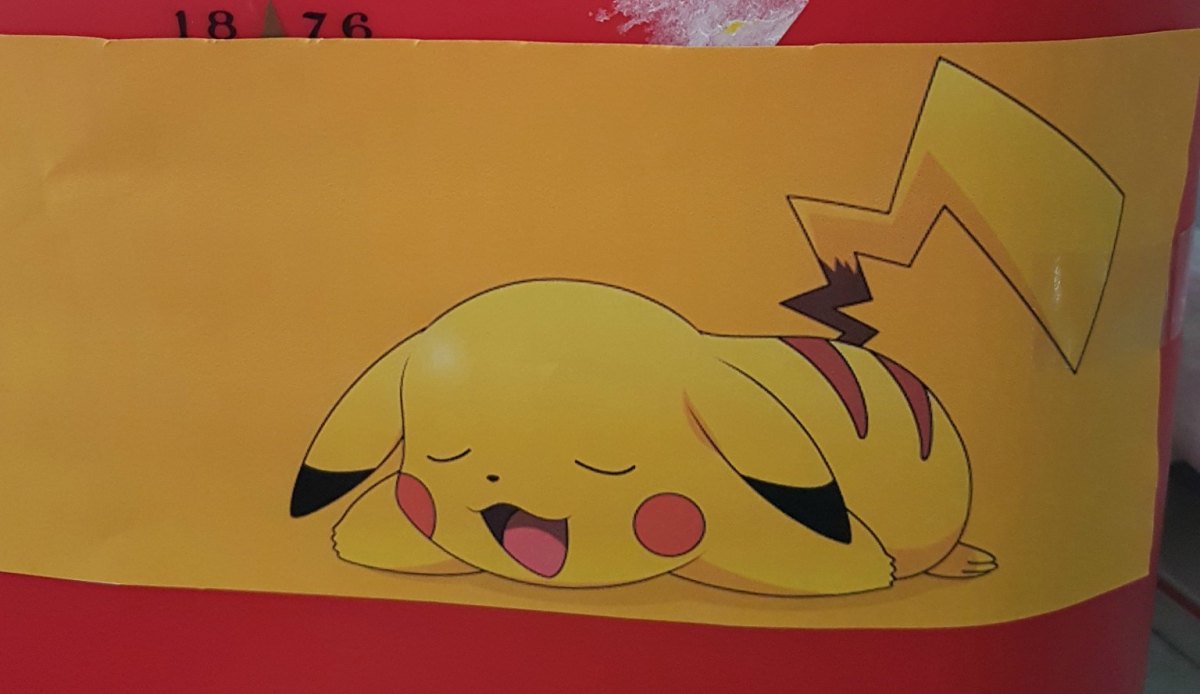 pikachu-etiqueta